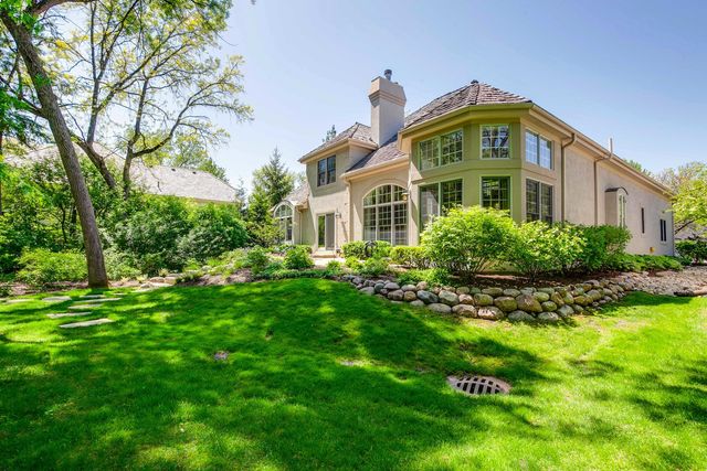 1741 Stanford Court, Lake Forest, IL 60045