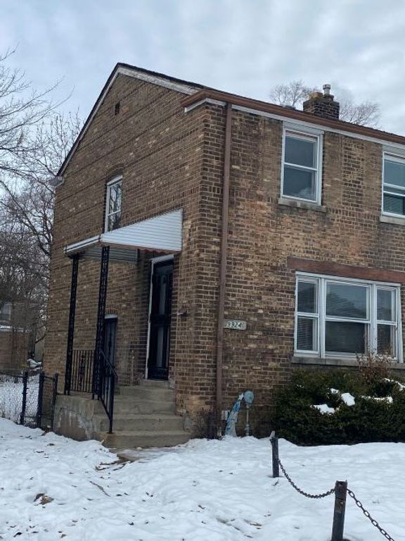 9924 S Hoxie Avenue, Chicago, IL 60617