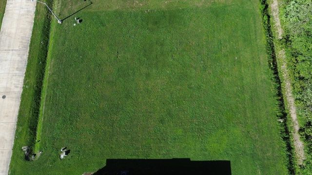 287 Le Belle Maison Drive, Raceland, LA 70301