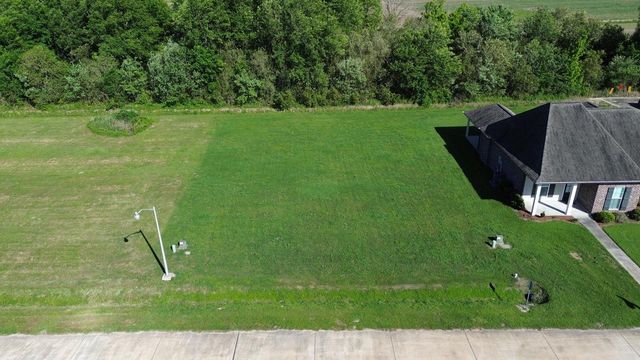 287 Le Belle Maison Drive, Raceland, LA 70301