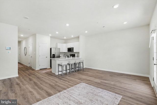 1173 MARTIN RD, Breinigsville, PA 18031