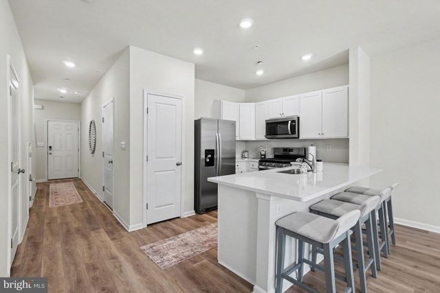 1173 MARTIN RD, Breinigsville, PA 18031