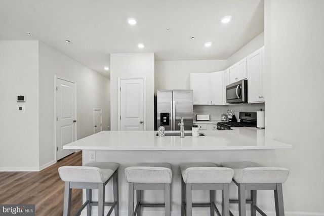 1173 MARTIN RD, Breinigsville, PA 18031