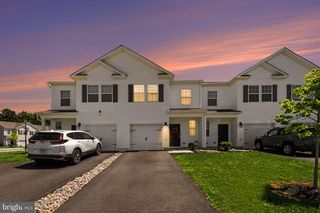 1173 MARTIN RD, Breinigsville, PA 18031