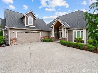 17074 Trout Drive, Mount Vernon, WA 98274