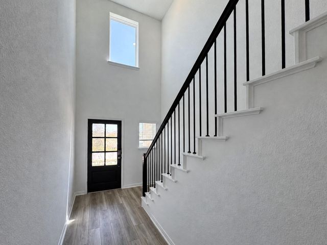 158 Jake Pine DR, Buda, TX 78610