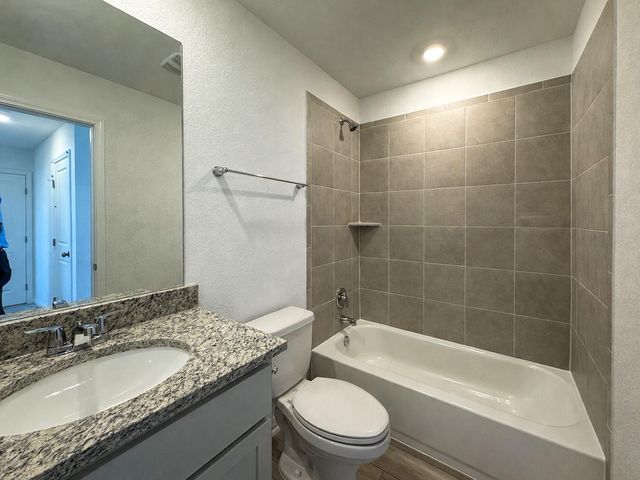 158 Jake Pine DR, Buda, TX 78610