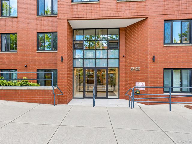 8722 51st Avenue 3H, Elmhurst, NY 11373