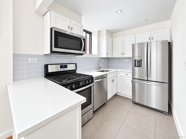 8722 51st Avenue 3H, Elmhurst, NY 11373
