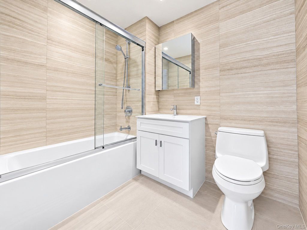 8722 51st Avenue 3H, Elmhurst, NY 11373 — photo 4