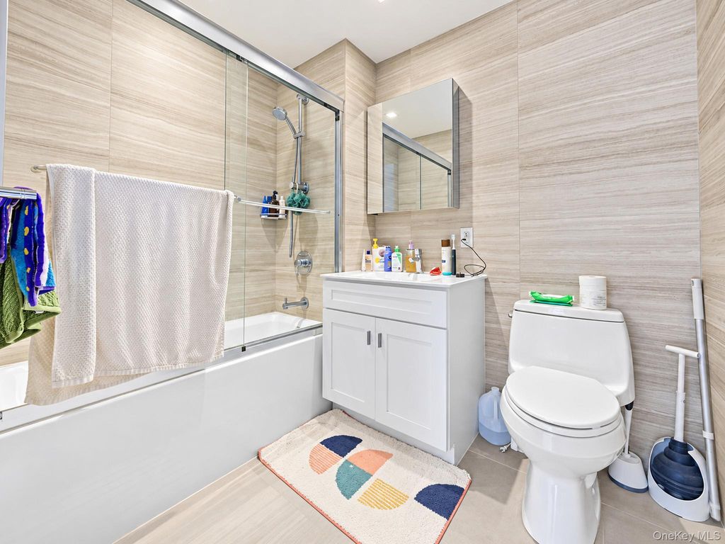 8722 51st Avenue 3H, Elmhurst, NY 11373 — photo 5