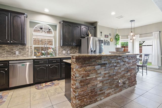 1425 Soaptree Lane, Fort Worth, TX 76177