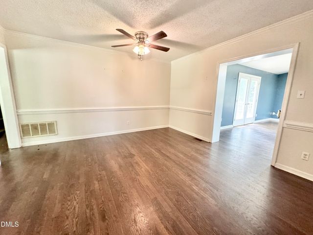 322 S Dixon Avenue, Cary, NC 27511