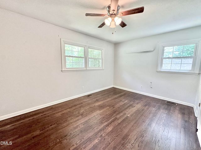 322 S Dixon Avenue, Cary, NC 27511