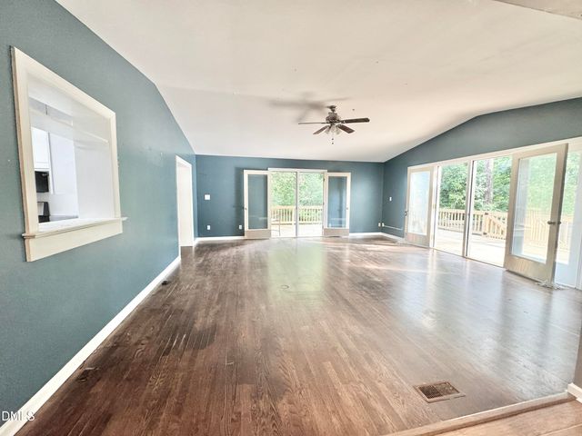 322 S Dixon Avenue, Cary, NC 27511