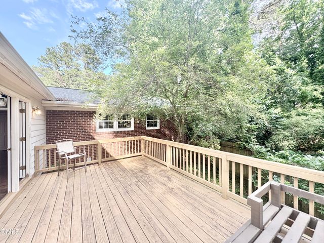 322 S Dixon Avenue, Cary, NC 27511