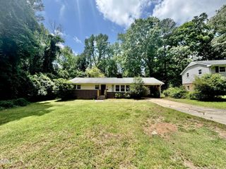 322 S Dixon Avenue, Cary, NC 27511