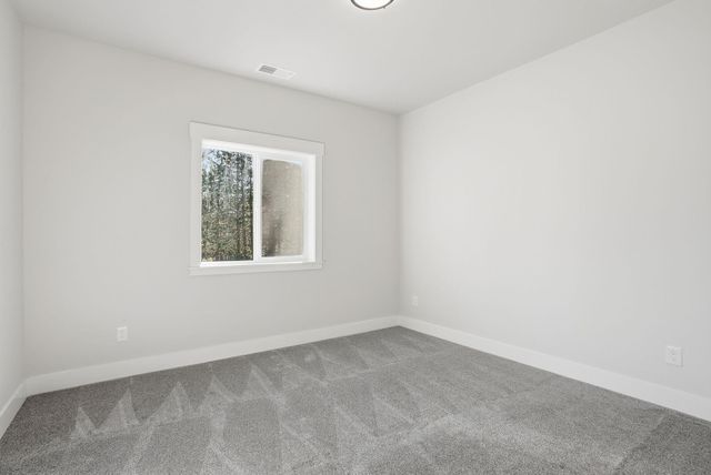 41927 N Darknell Rd, Elk, WA 99009