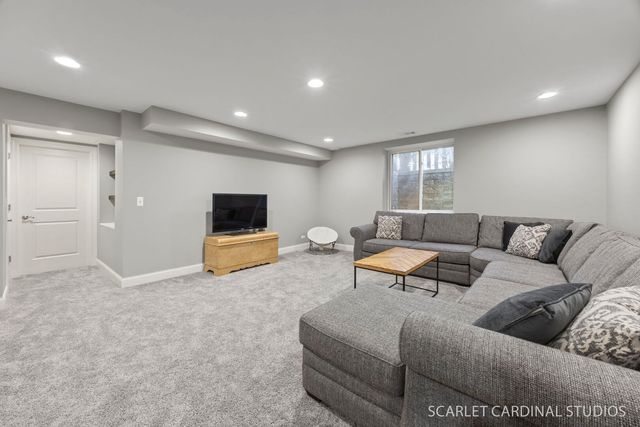 550 S Edson Avenue, Lombard, IL 60148