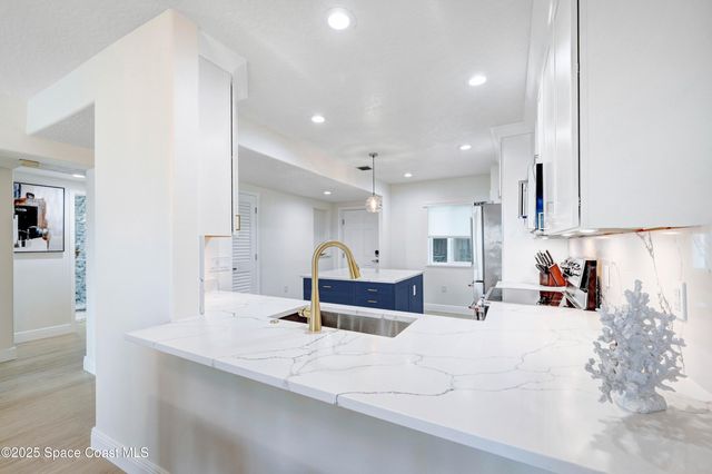 199 Jimmy Buffett Mem Highway A-104, Satellite Beach, FL 32937