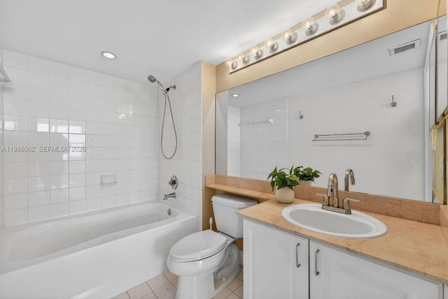 90 Alton Rd 1810, Miami Beach, FL 33139