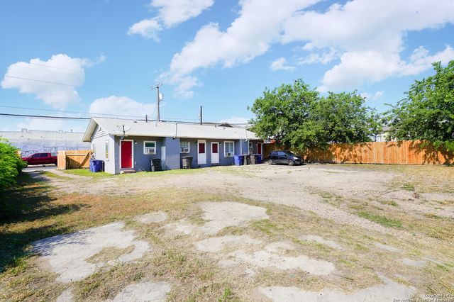 1007 EL PASO ST, San Antonio, TX 78207