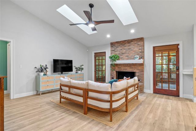 1113 CLIMBING ROSE DRIVE, Orlando, FL 32818