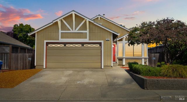 489 Pollard Way, Windsor, CA 95492