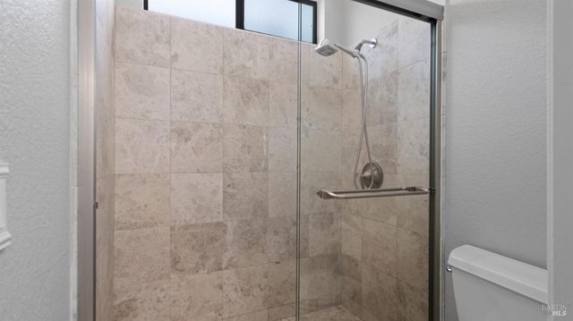 489 Pollard Way, Windsor, CA 95492