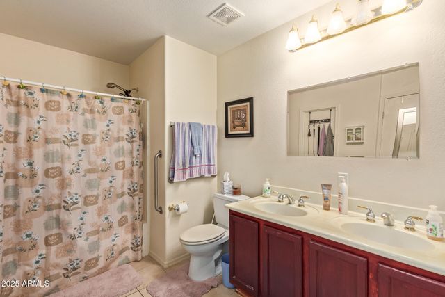 7356 W SOLANO Drive S, Glendale, AZ 85303