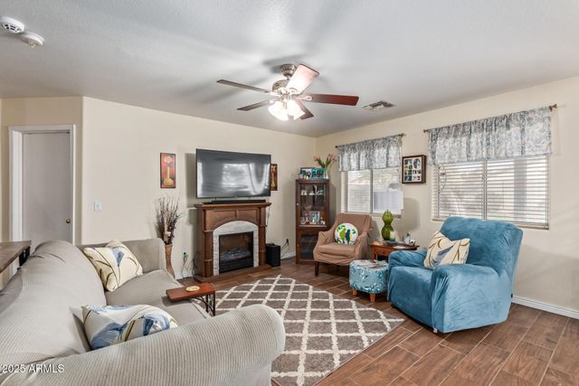 7356 W SOLANO Drive S, Glendale, AZ 85303