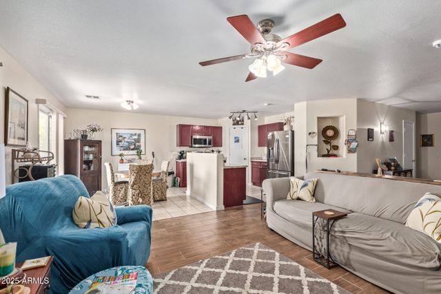 7356 W SOLANO Drive S, Glendale, AZ 85303