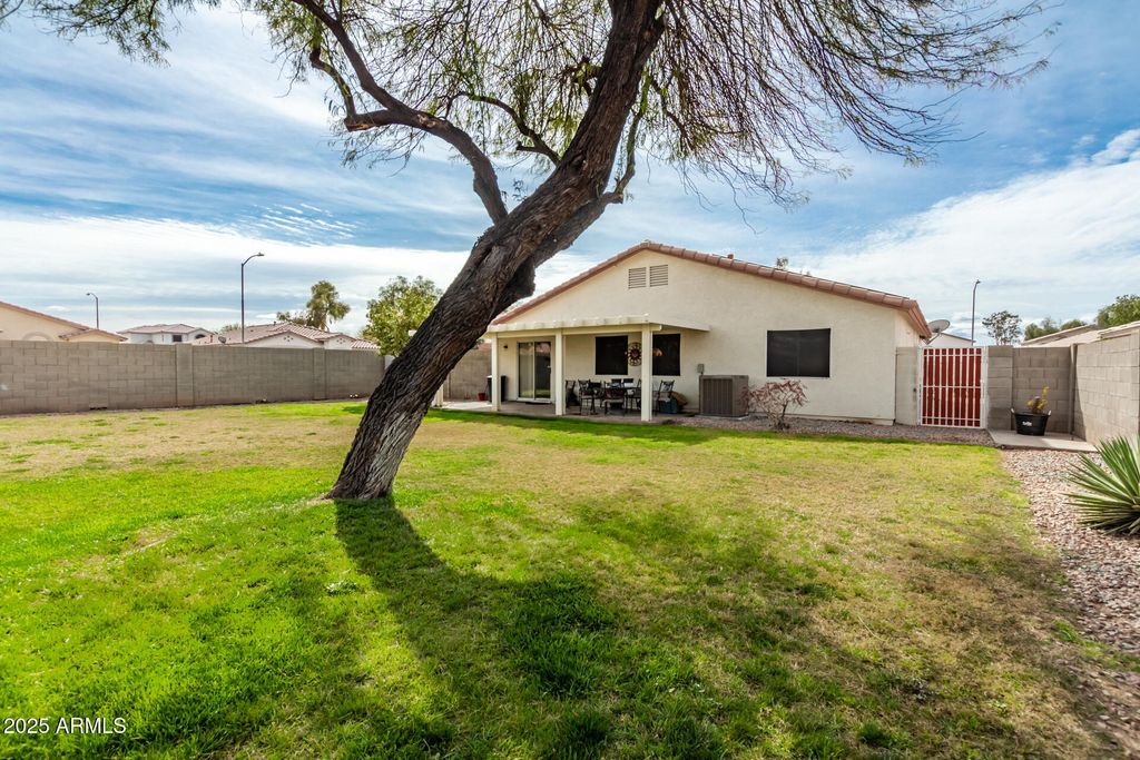 7356 W SOLANO Drive S, Glendale, AZ 85303