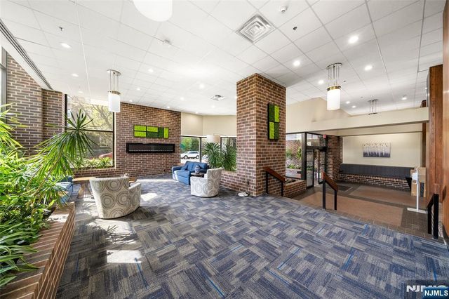 770 Anderson Avenue 22F, Cliffside Park, NJ 07010