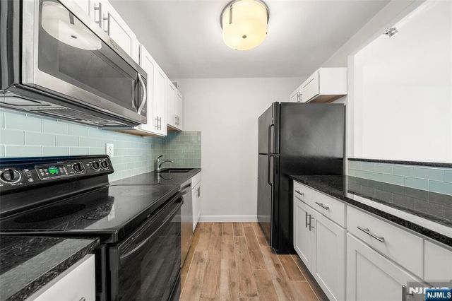 770 Anderson Avenue 22F, Cliffside Park, NJ 07010