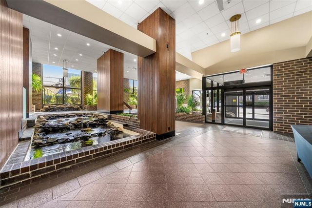 770 Anderson Avenue 22F, Cliffside Park, NJ 07010