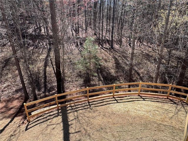 327 Crest Pointe S, Bremen, GA 30110