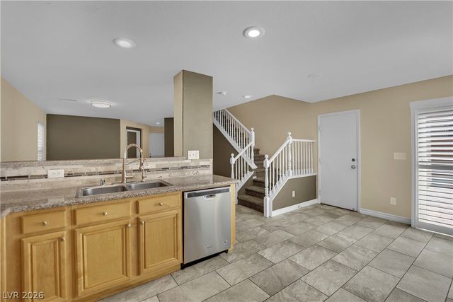 87 Wood Cliff Avenue, Las Vegas, NV 89183