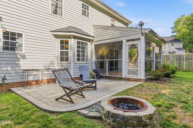 352 Arbor Crest Road, Holly Springs, NC 27540