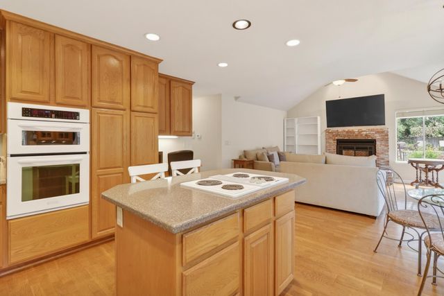 2713 Julie Ann Ct, Carmichael, CA 95608
