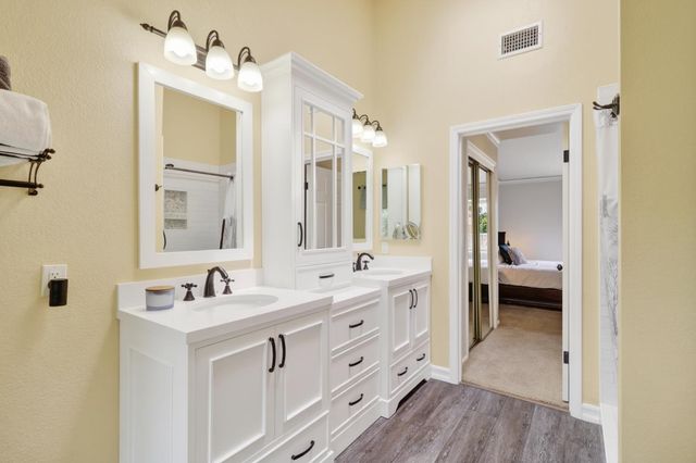 2713 Julie Ann Ct, Carmichael, CA 95608