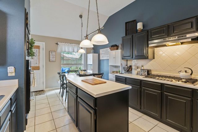 6823 Norvara Trail, Spring, TX 77379