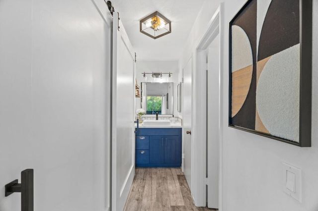 4000 Farm Hill Boulevard 204, Redwood City, CA 94061