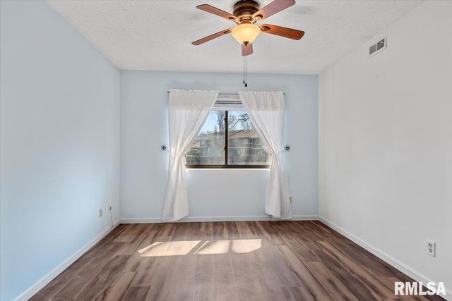 36 Trailridge Lane, Springfield, IL 62704