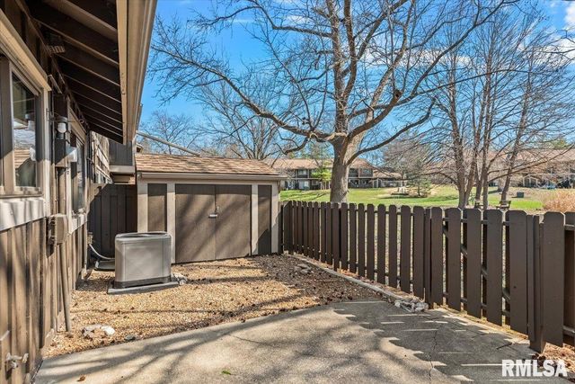 36 Trailridge Lane, Springfield, IL 62704