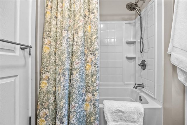 1301 Martin Road, Henrietta, NY 14586