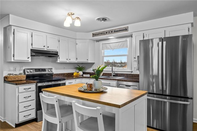 1301 Martin Road, Henrietta, NY 14586