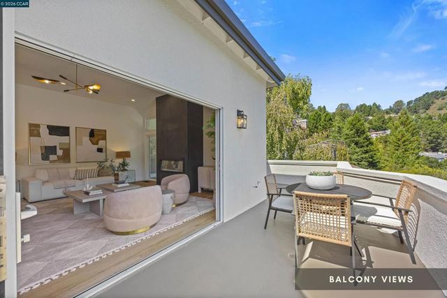 6900 Charing Cross Rd, Berkeley, CA 94705