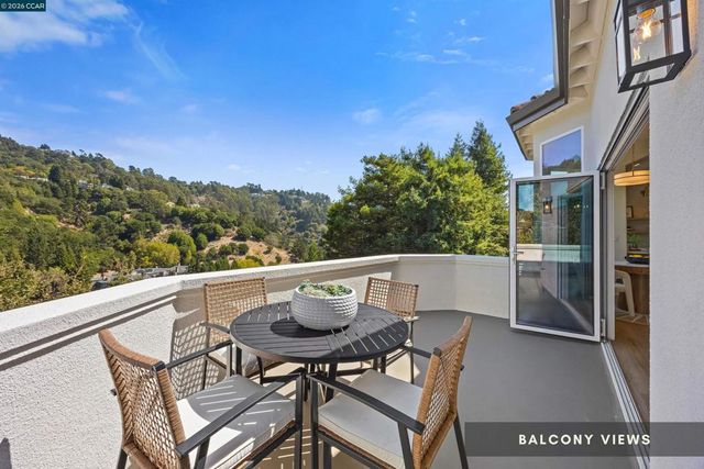 6900 Charing Cross Rd, Berkeley, CA 94705