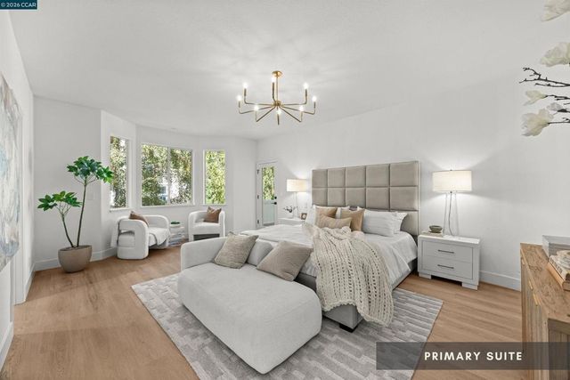 6900 Charing Cross Rd, Berkeley, CA 94705